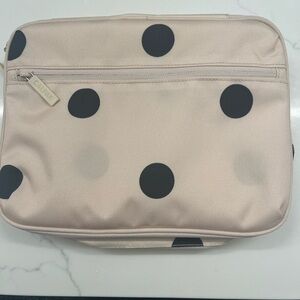 Calpak Tablet Organizer